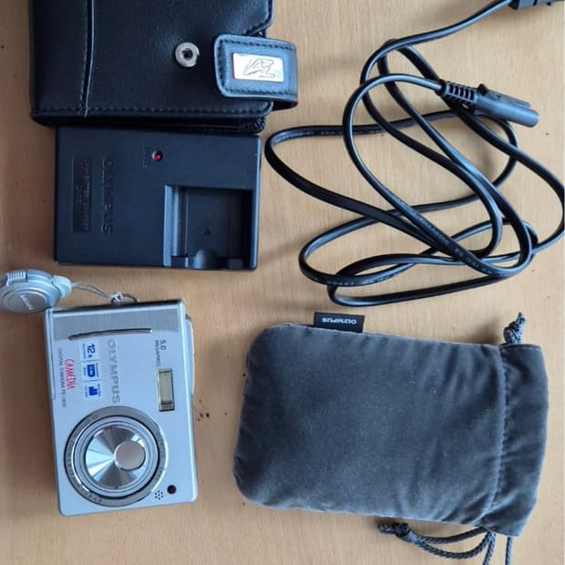 올림푸스 FE-5500 빈티지디카