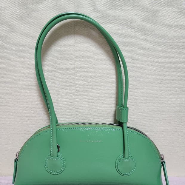 마지셔우드 숄더백 그린