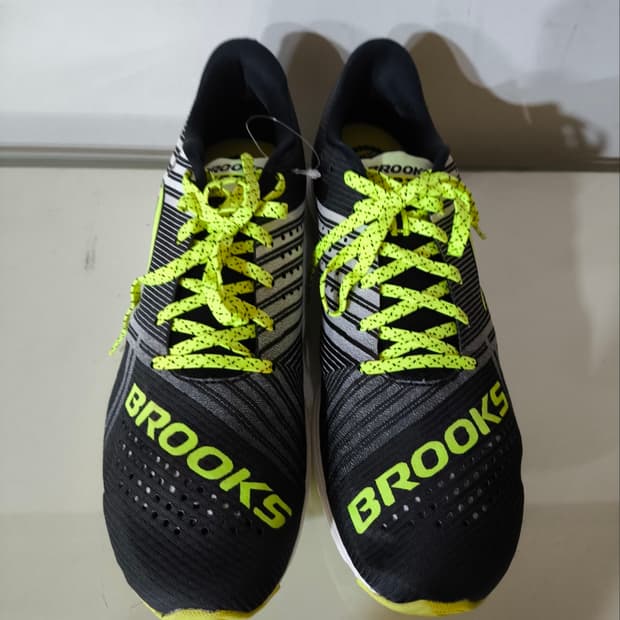 285mm 브룩스 하이페리온 런닝화 