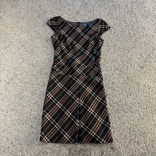 버버리 원피스
