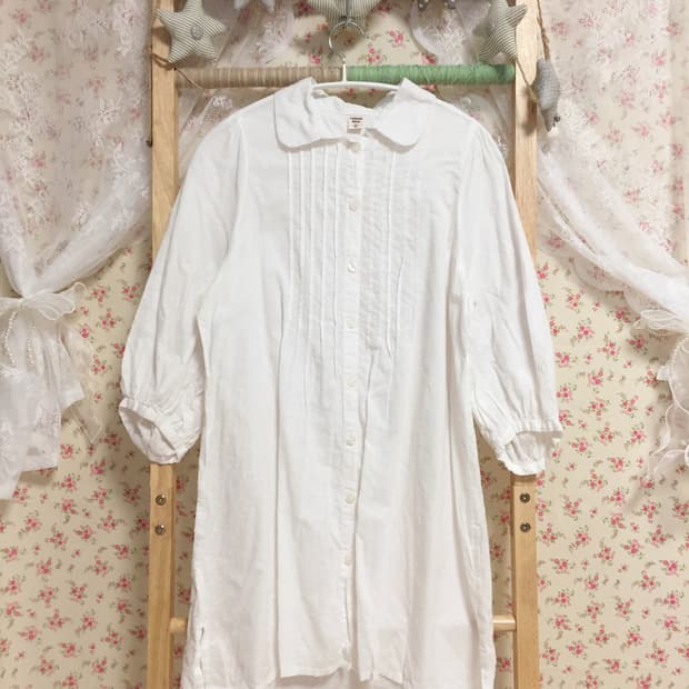 빈티지 모리걸 화이트 도트 둥카 블라우스