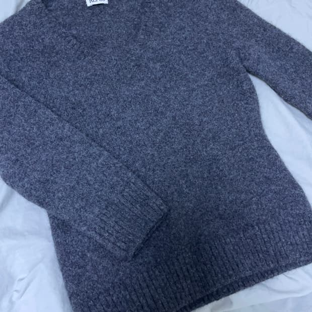 리포스 알파카 브이넥 차콜 S