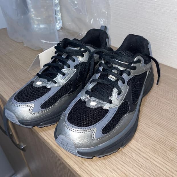 휠라 디사이퍼 블랙/실버 새상품