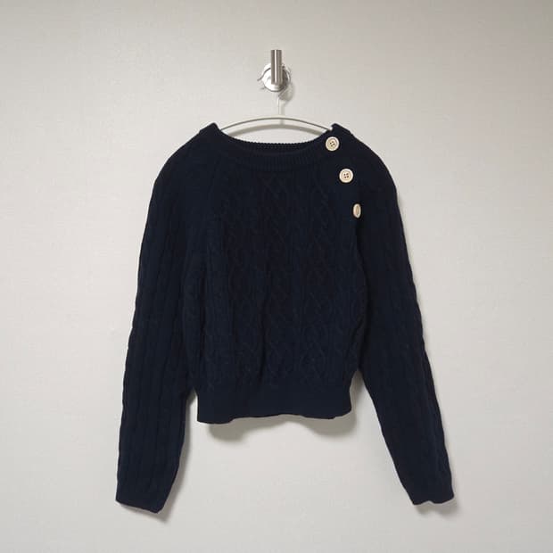 메이비베이비 디어리스트 케이블 크롭 니트 / 여성 니트 / 여자 니트 