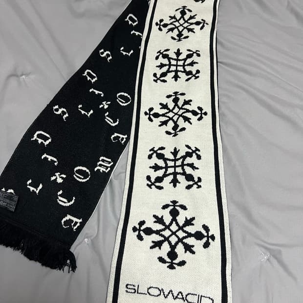 슬로우에시드 머플러 새상품