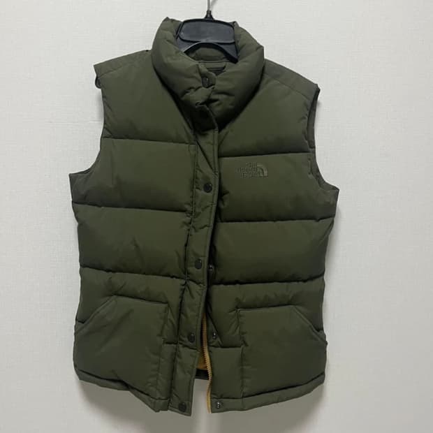 노스페이스 패딩 조끼 카키 / 베스트