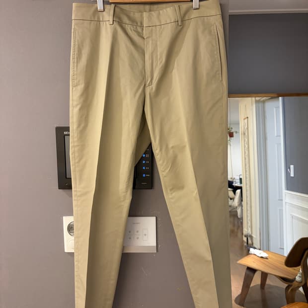 몽클레어 베이지 슬랙스