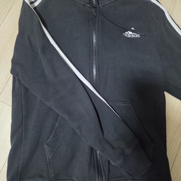 아디다스 후드집업 팔아요