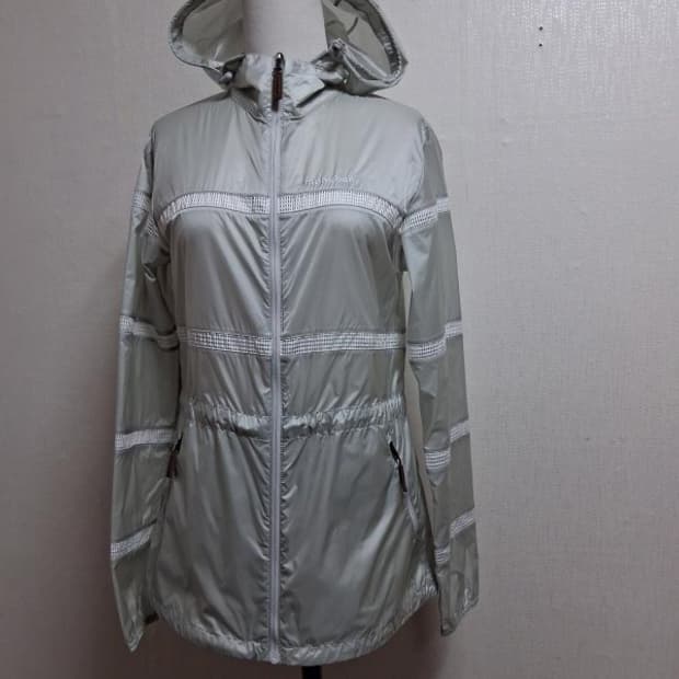 MONT BELL 몽벨 여성 바람막이점퍼 55표기S