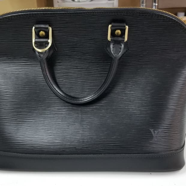 루이비통 에삐 알마 PM