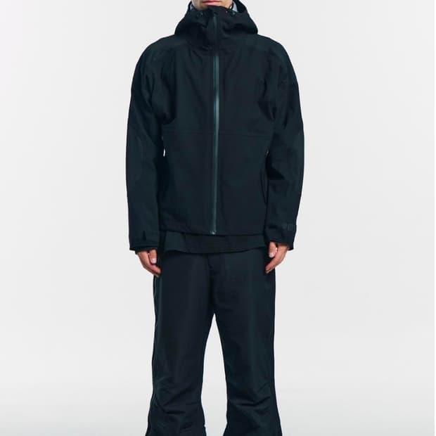 플라스틱프로덕트 3L SHELL HOODED JACKET (BLACK)