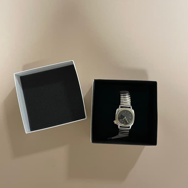 솔로이스트 x 바그워치 32mm 블랙 판매