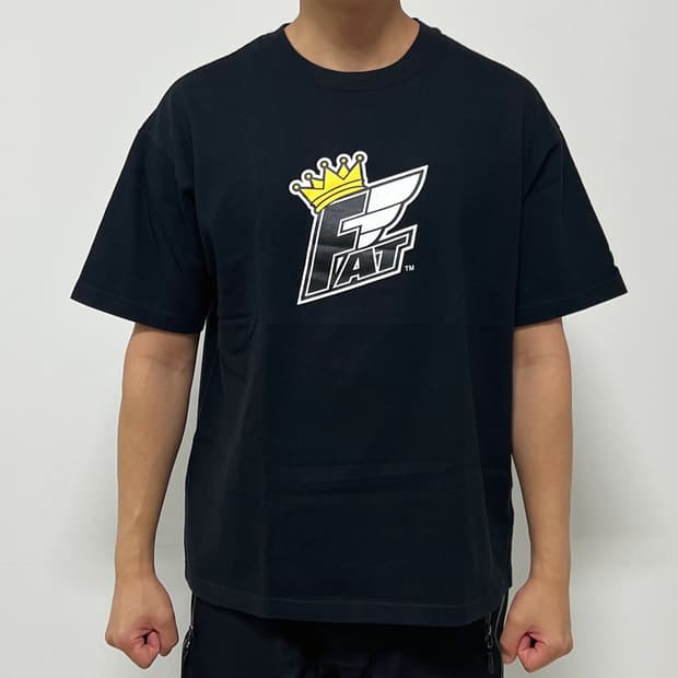 FAT Tokyo 왕관 로고 티셔츠 네이비