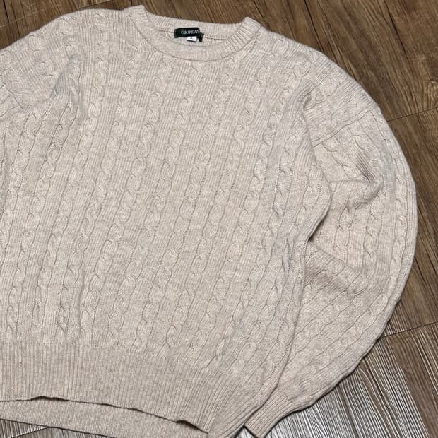 지오다노 아이보리 핑크 케이블 모 니트 스웨터