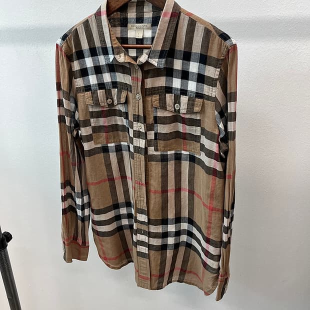 여) 버버리 투포켓 체크셔츠 