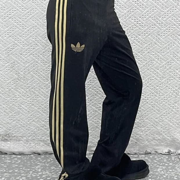 아디다스 흑탭 파이어버드 검골 트랙팬츠 츄리닝바지 90 C07355