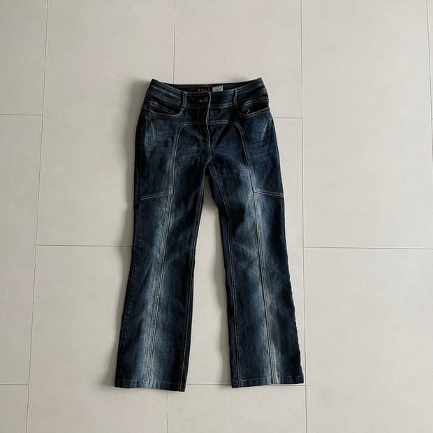 washed straight jeans