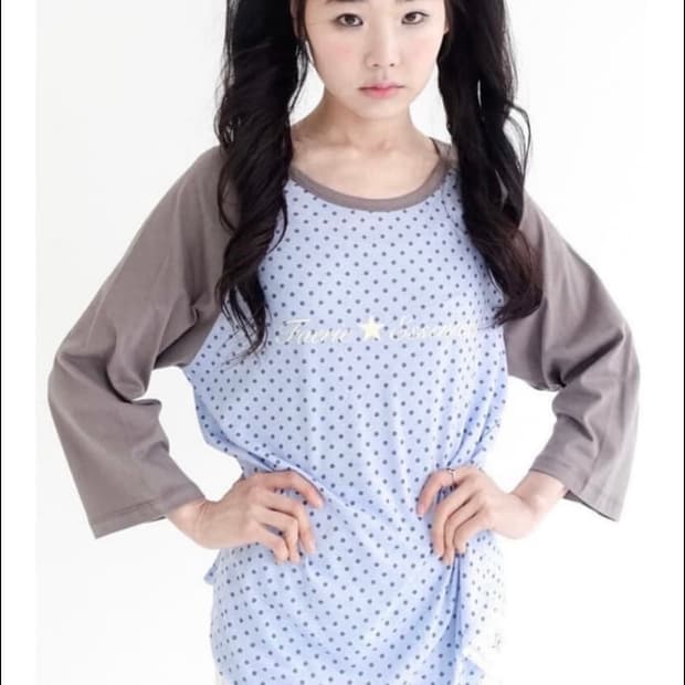 샵페어리) 레글런 7부 도트 티 블루