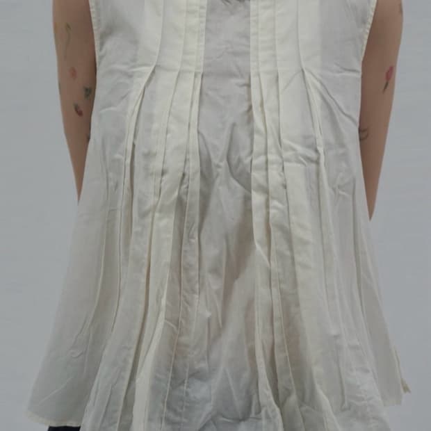 MARNI × UNIQLO Pleated Sleeveless Blouse
