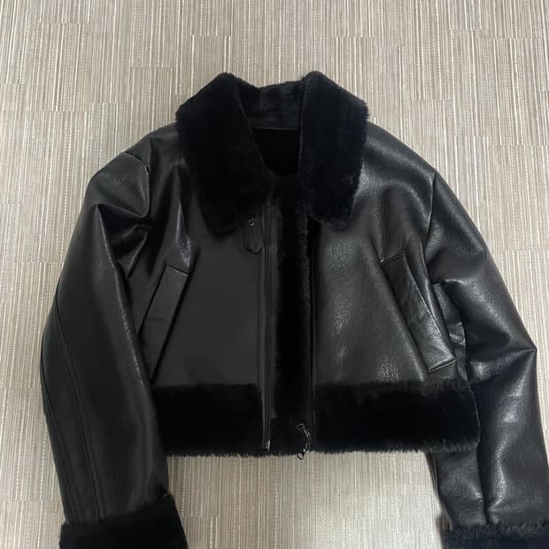 새거급처)보헤미안서울 하이넥 무스탕 미스치프 쓰리타임즈 코이세이오 