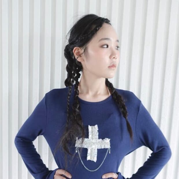 샵페어리 cross trimming long top