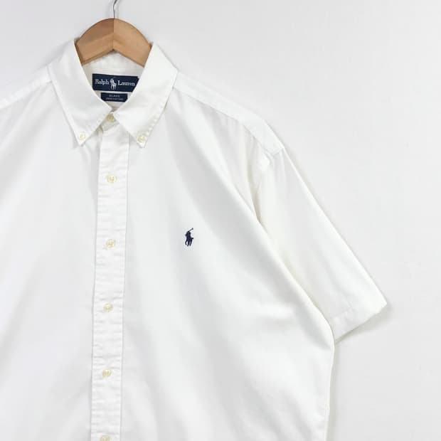 105 폴로 화이트 셔츠