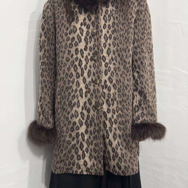 magenta leopard fur detail coat