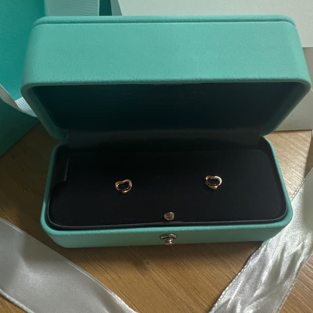 새상품) 티파니 엘사 퍼레티 하트 귀걸이 풀박