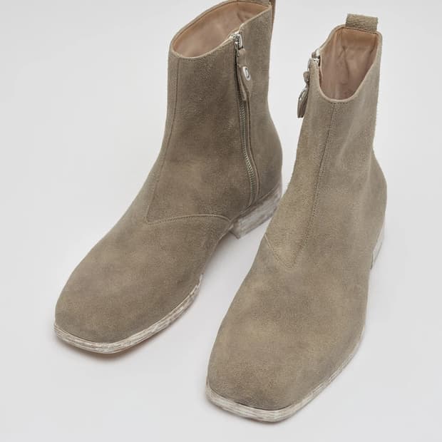 아워레가시 미카엘리스 부츠 왁시 샴페인 스웨이드 42사이즈