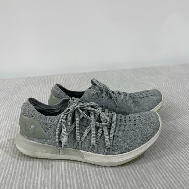944) 언더아머 스피드폼 슬링샷2 런닝화 240mm