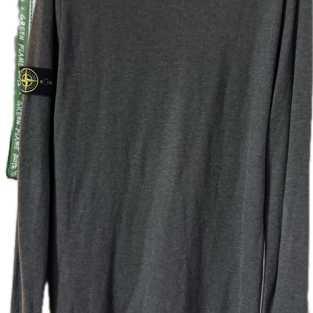 스톤아일랜드 다크그레이 니트 XL사이즈