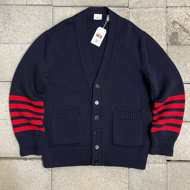 버버리 스트라이프 포인트 울 가디건