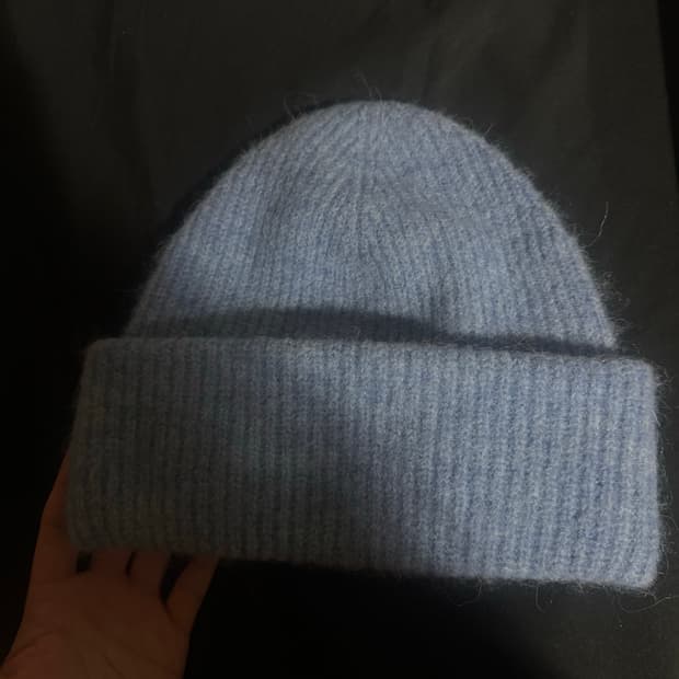 ARKET 울 블렌드 비니 더스티 블루