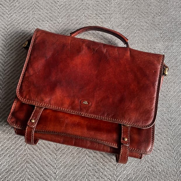 90‘s The Bridge 브리프케이스