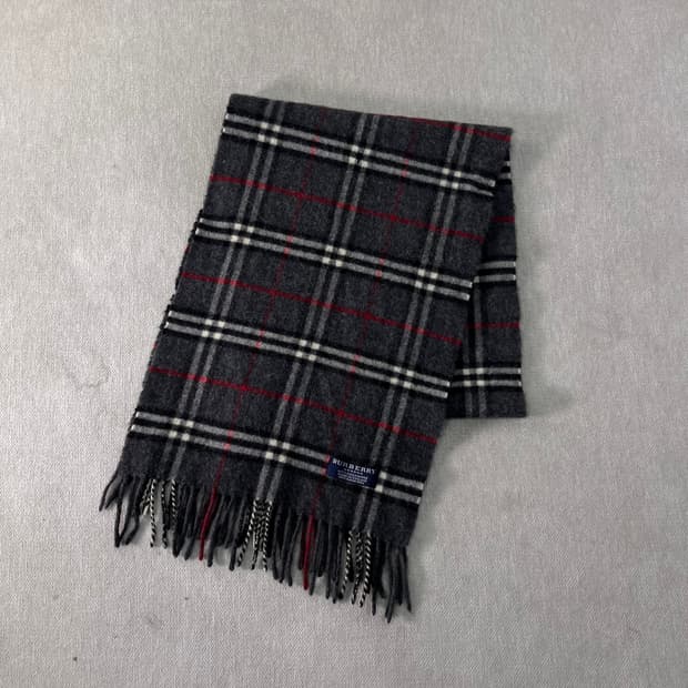 버버리 노바체크 캐시미어 차콜 머플러 
