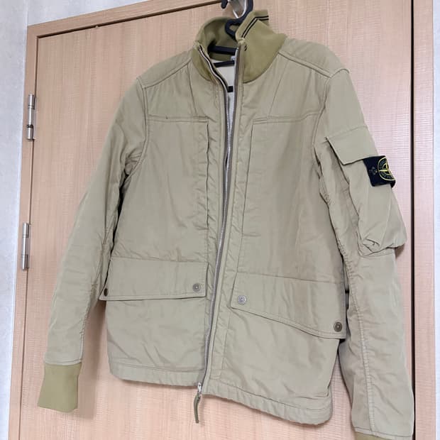 스톤아일랜드 카키 봄버 