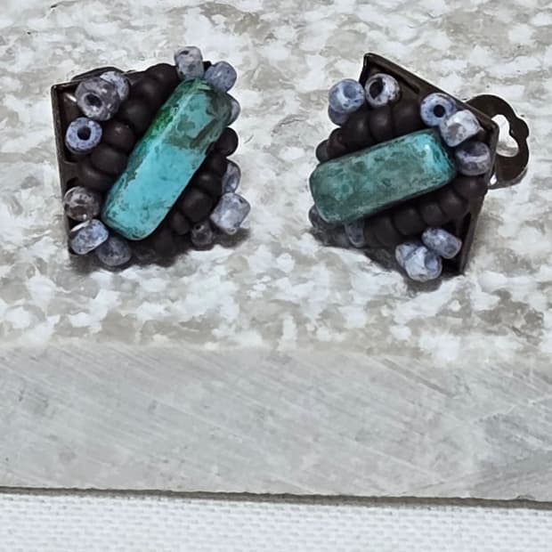 빈티지 터키석 컬러 비즈 클립형 이어링 핸드메이드 감성