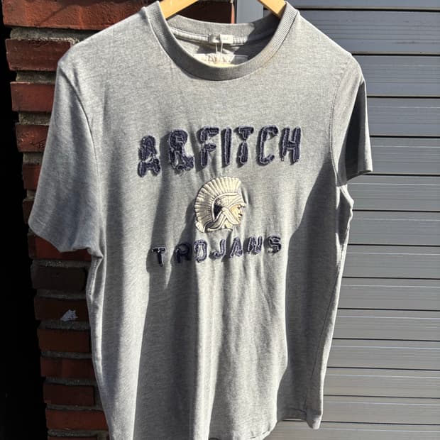 Abercrombie & Fitch Trojan Logo Embroide