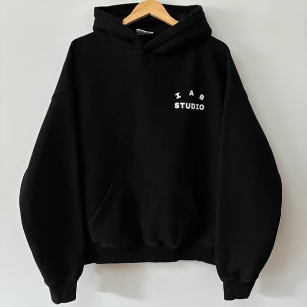 아이앱 스튜디오 후드 티