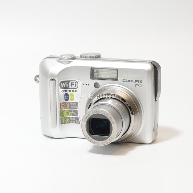 니콘 쿨픽스 P2