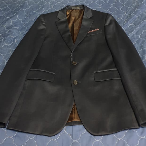 (톰보이) 코모도스퀘어 행거치프 클래식 울혼방 블레이저 (S)