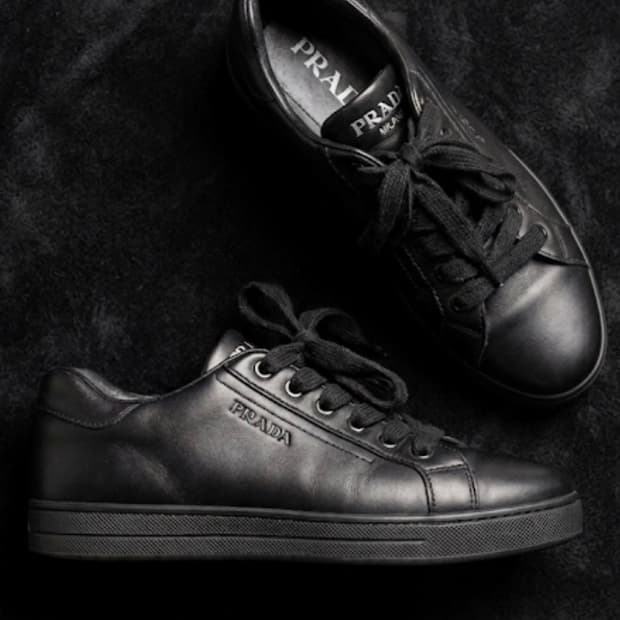 프라다 스니커즈 225