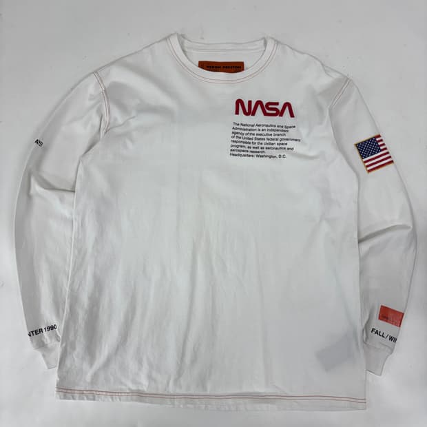 헤론 프레스톤 NASA 롱슬리브