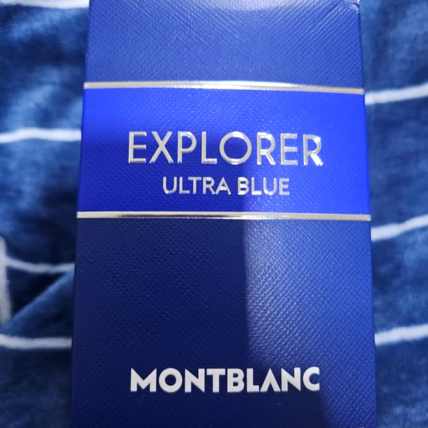 몽블랑  익스플로러 울트라 블루 남성 향수 100ml 판매합니다