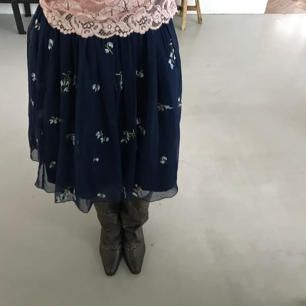 vintage navy pattern skirt (25inch)