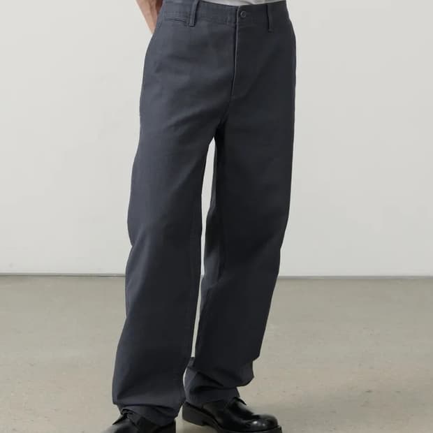 무탠다드 백사틴 오피서 팬츠 29사이즈 다크 그레이