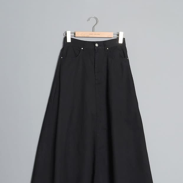 merlot Cut-off Flared Skirt (25~27)