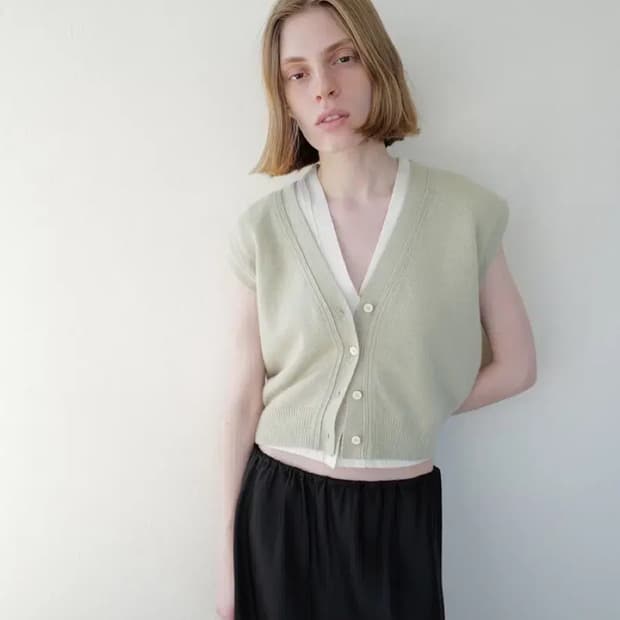 LE17SEPTEMBRE 캐시미어 블렌드 베스트 니트조끼 르917