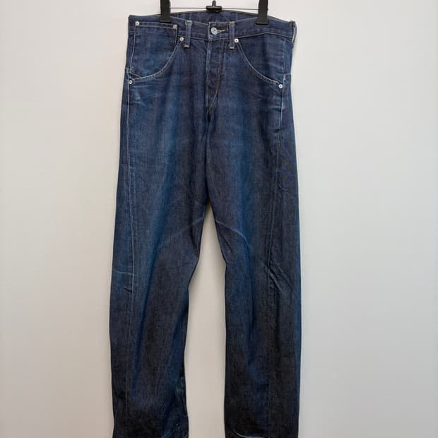 리바이스 엔지니어드진