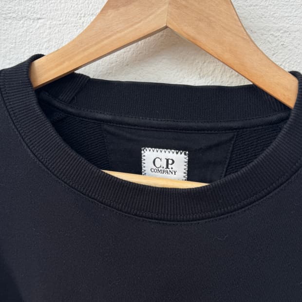 Cp컴퍼니 포켓 맨투맨(T17)